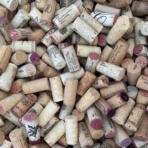 2000 NATURAL WINE BOTTLE CORKS — Red White Big Variety Crafting Wedding Recycled